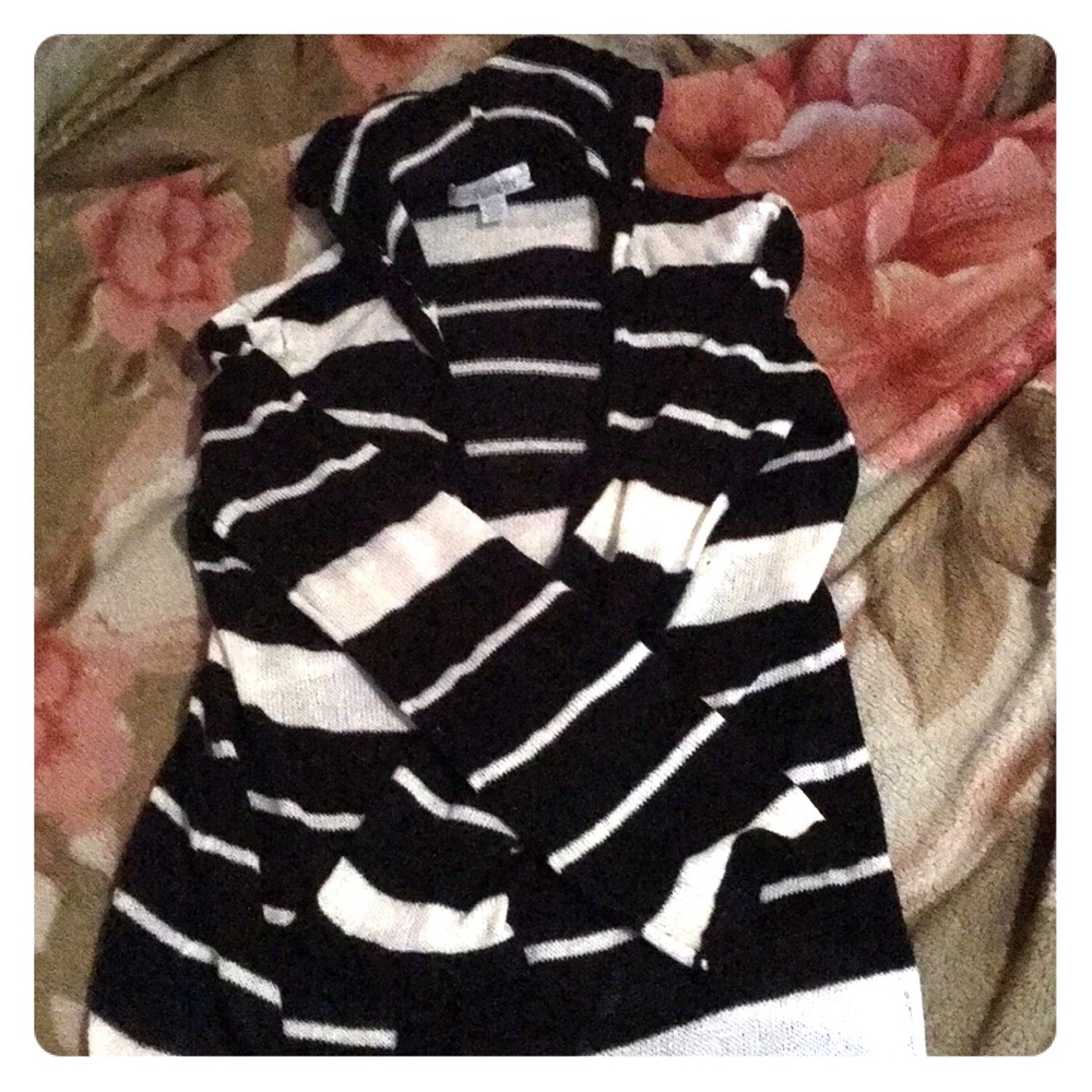 Black & white hooded Cardigan